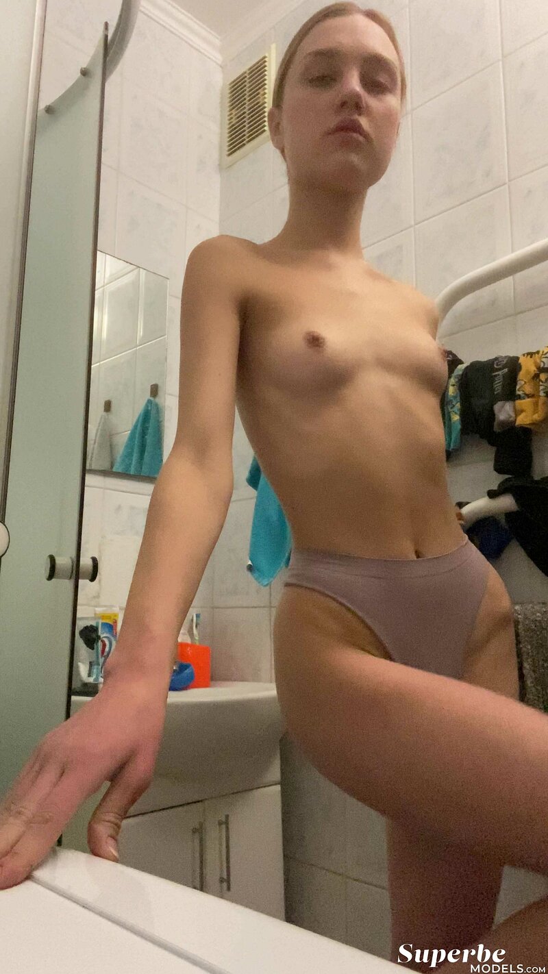 Камилла, 23 года, 0 размер груди